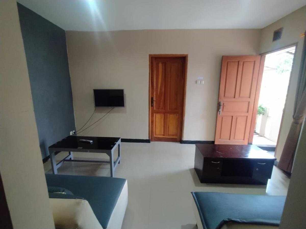Villa Beverly Lembang Exterior foto